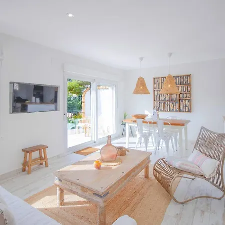 Holiday home Adosado Nidomar